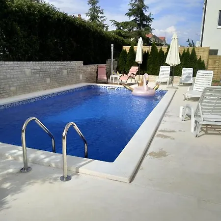 Aparthotel Gregovica