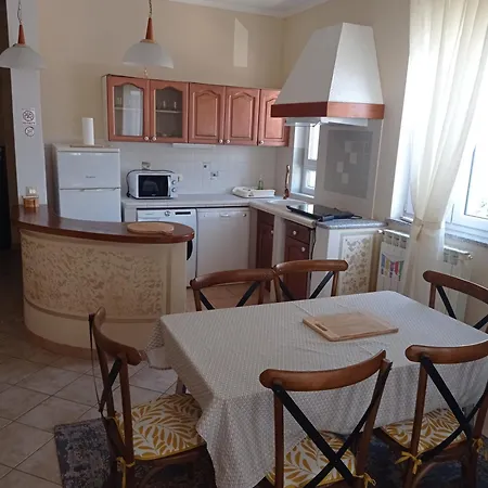 Aparthotel Gregovica Pola