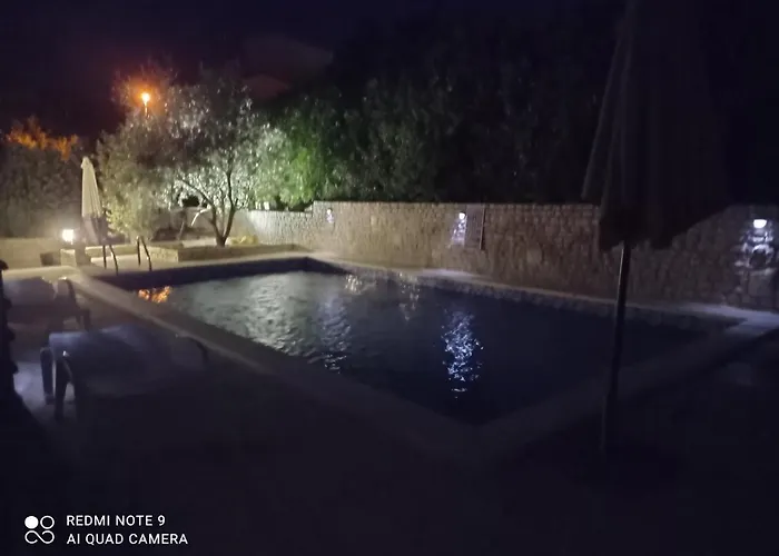 Appart hôtel Gregovica 3*